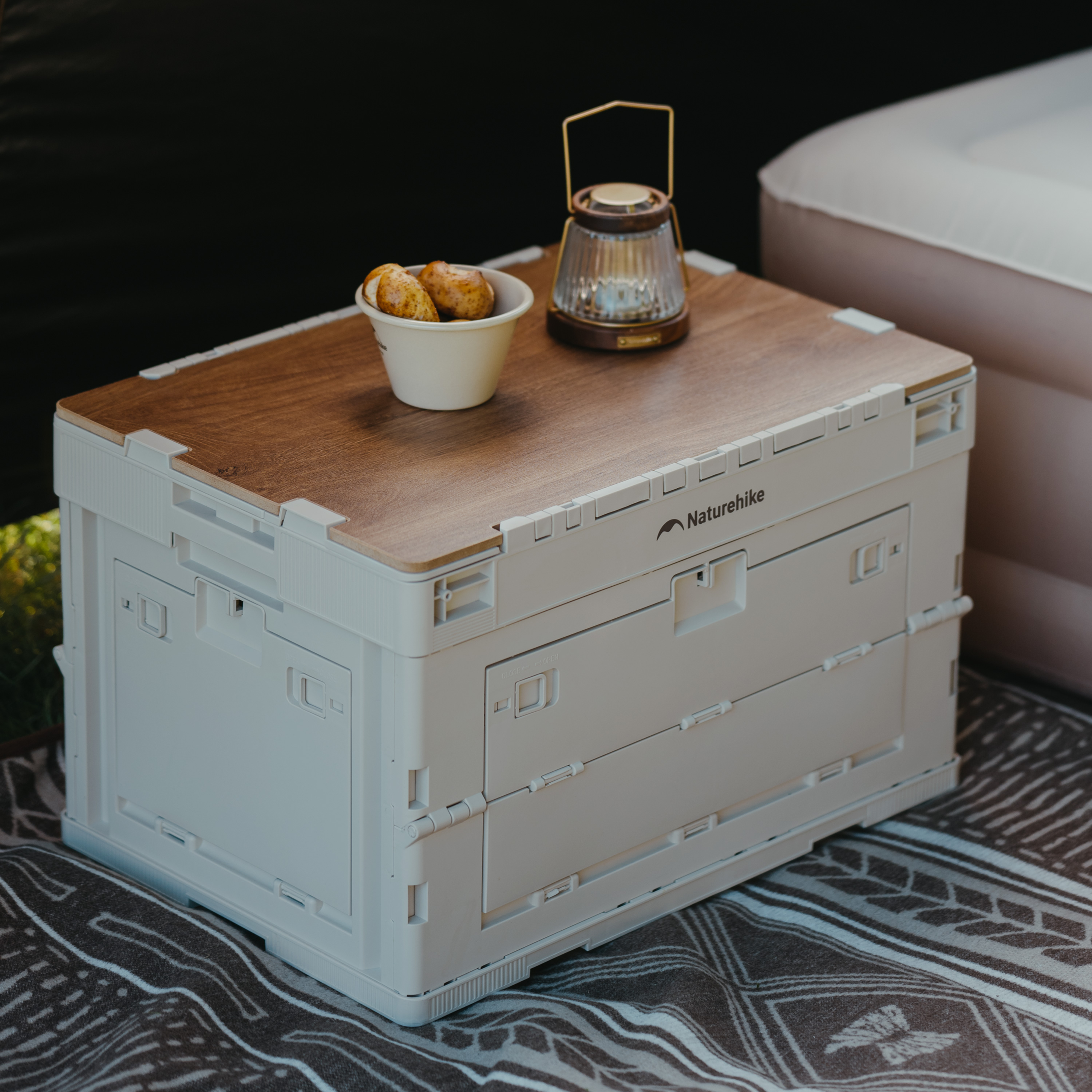 Naturehike skladovací box s doskou 23l - krémový